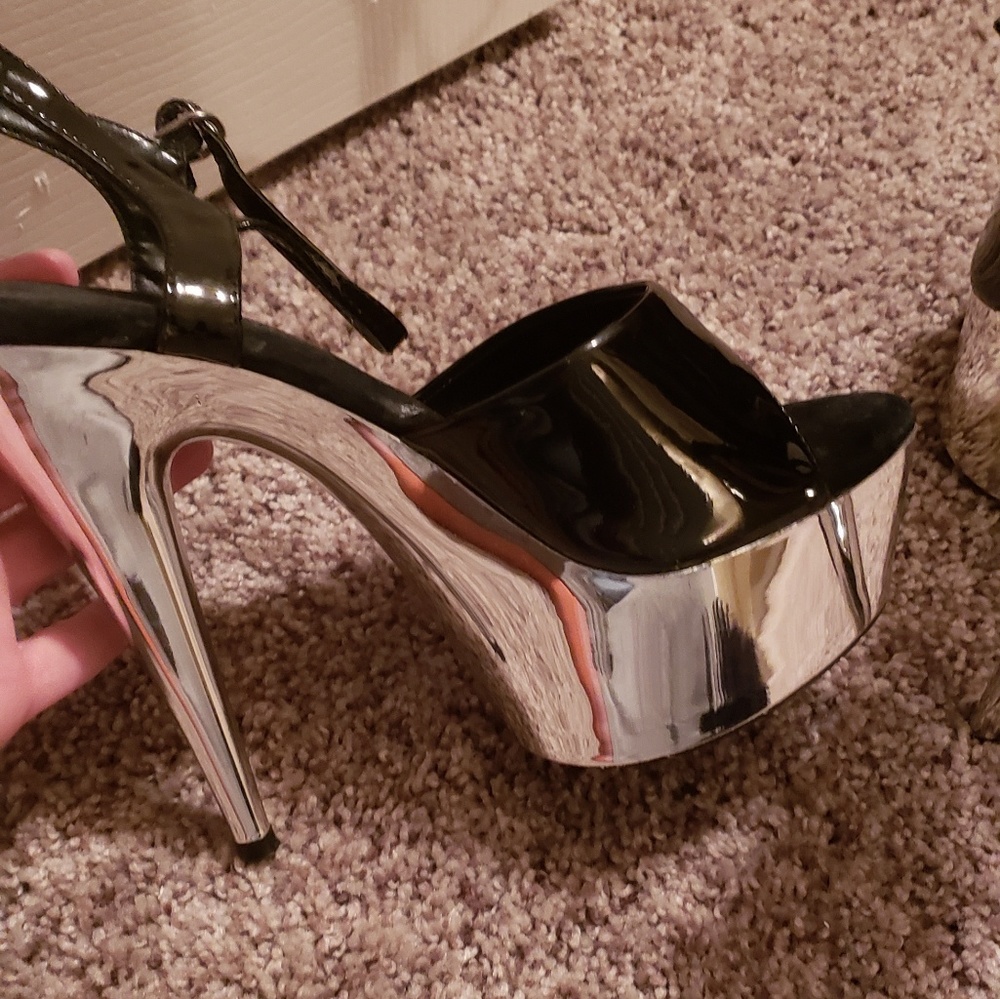 Black and metallic silver Platform high heels